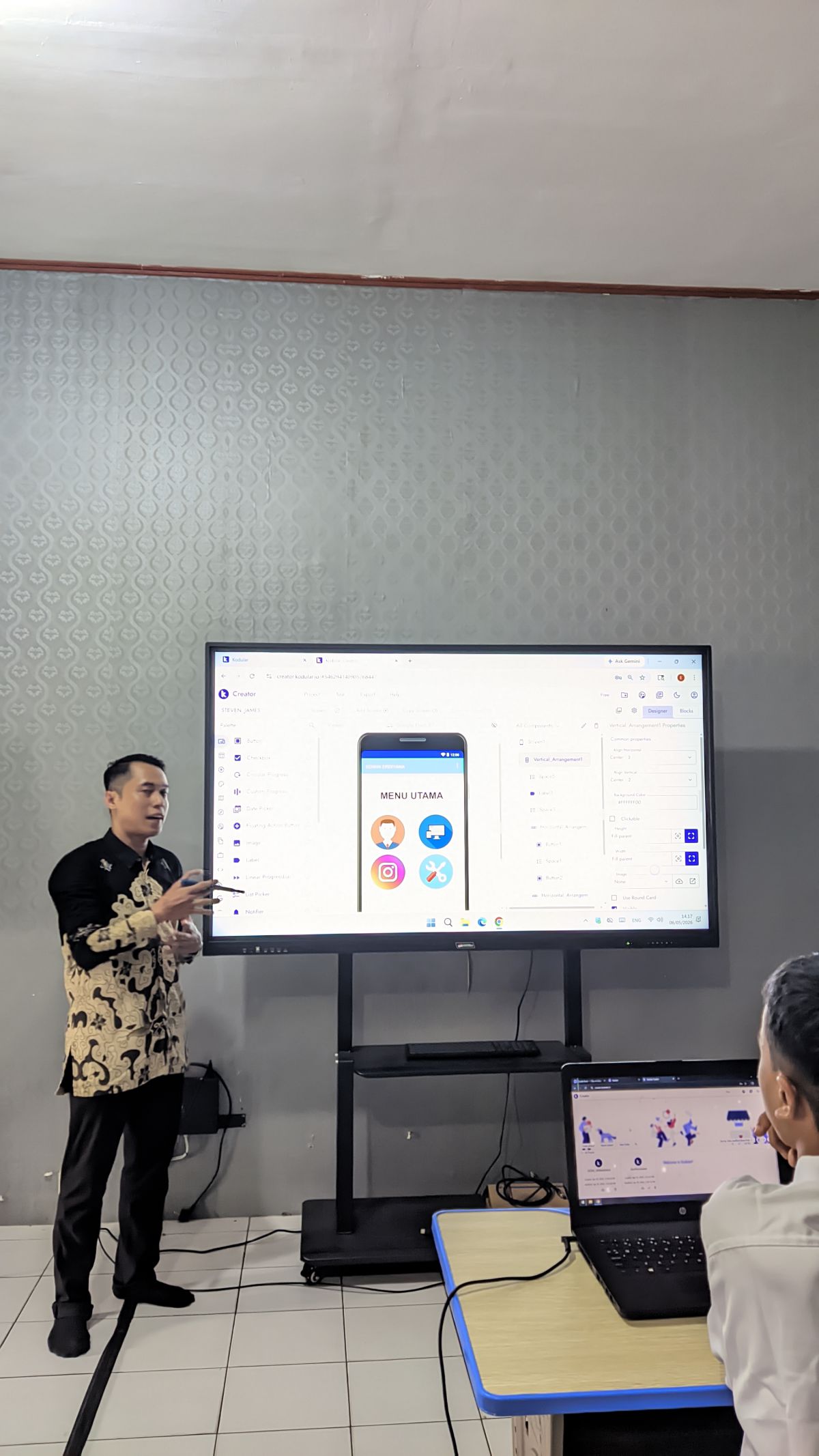 Praktik Desain Aplikasi Mobile